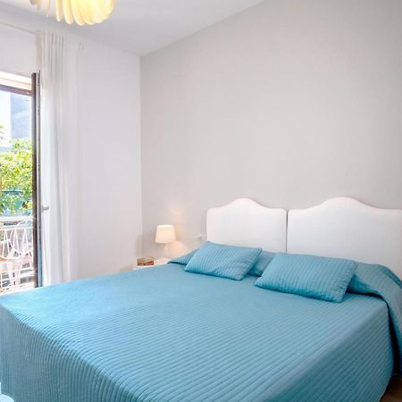 Bright House Apartment ซอร์เรนโต ภายนอก รูปภาพ