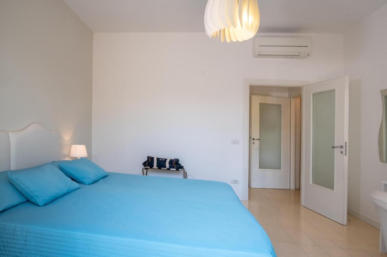 Bright House Apartment ซอร์เรนโต ภายนอก รูปภาพ