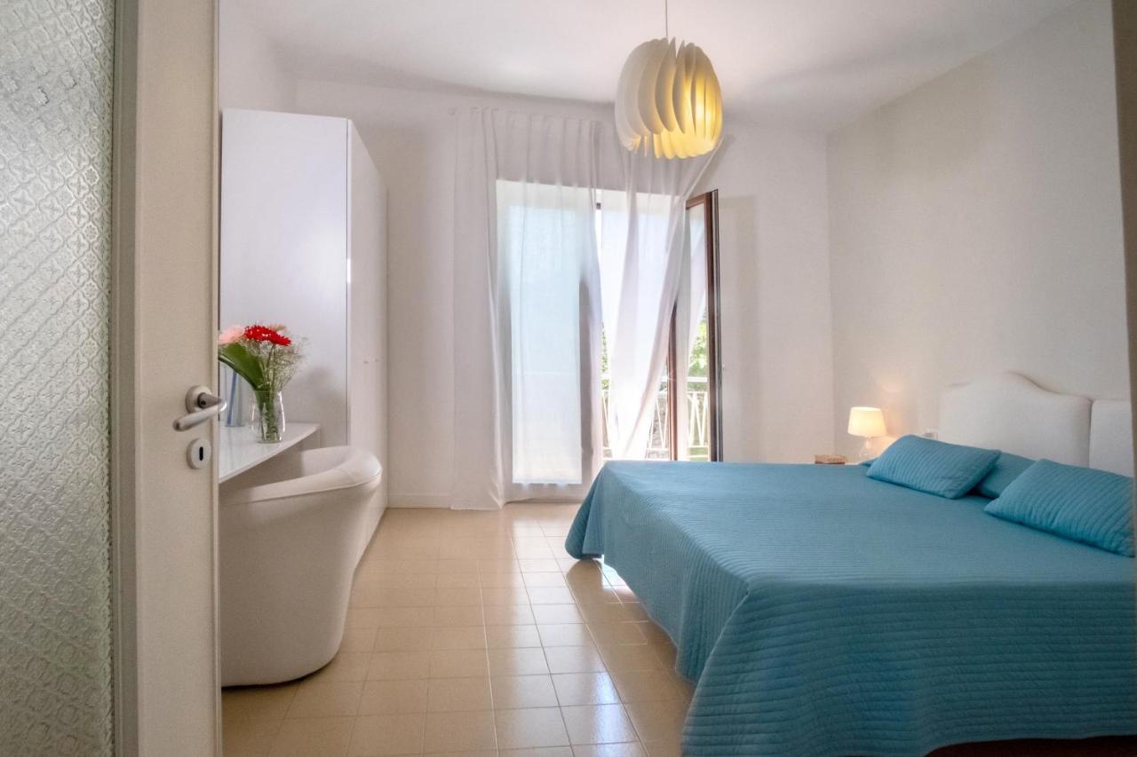 Bright House Apartment ซอร์เรนโต ภายนอก รูปภาพ