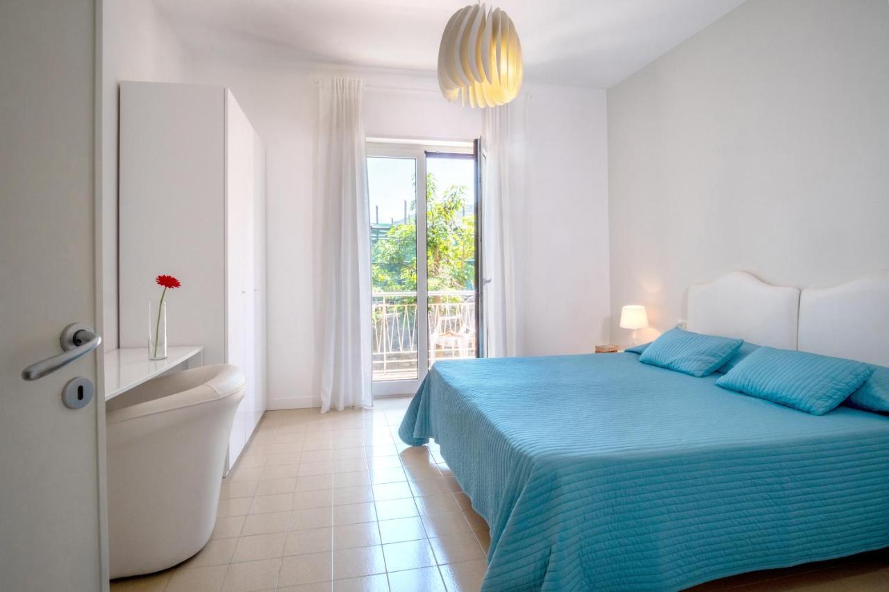 Bright House Apartment ซอร์เรนโต ภายนอก รูปภาพ