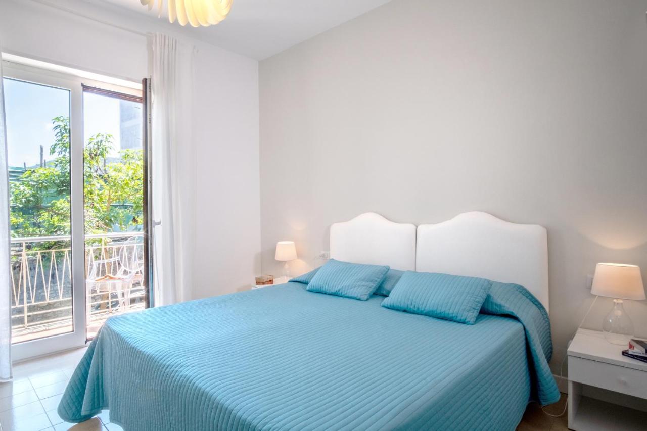 Bright House Apartment ซอร์เรนโต ภายนอก รูปภาพ
