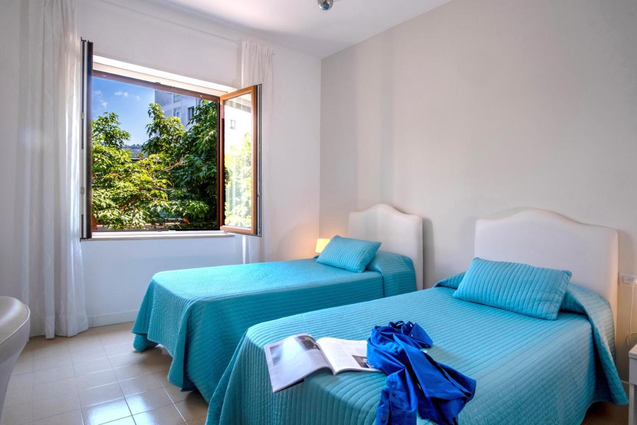 Bright House Apartment ซอร์เรนโต ภายนอก รูปภาพ